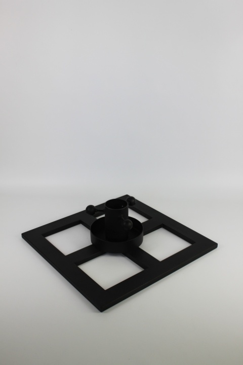 Metalowy Stojak Na Choinkę Z Pojemnikiem Na Wodę "Vita Square"